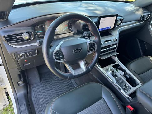 Used 2022 Ford Explorer Timberline w/ Timberline Technology Package AWD/4WD image 23