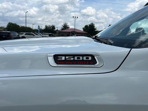 Used 2024 RAM 3500 Big Horn AWD/4WD image 5
