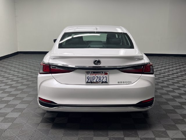 Certified 2025 Lexus ES 300h w/ Premium Package FWD image 6