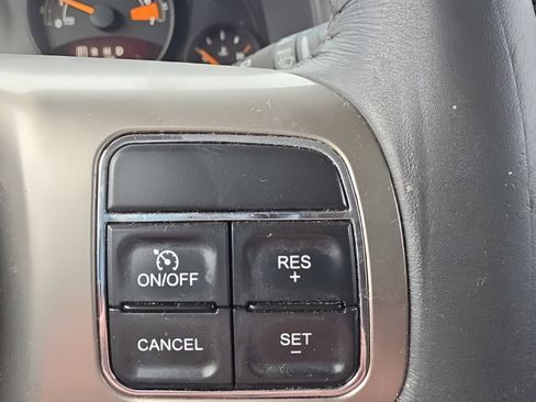 Used 2016 Jeep Patriot Latitude image 16