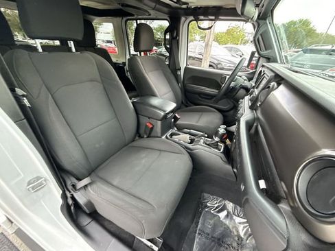 Used 2018 Jeep Wrangler Unlimited Sport S AWD/4WD image 25