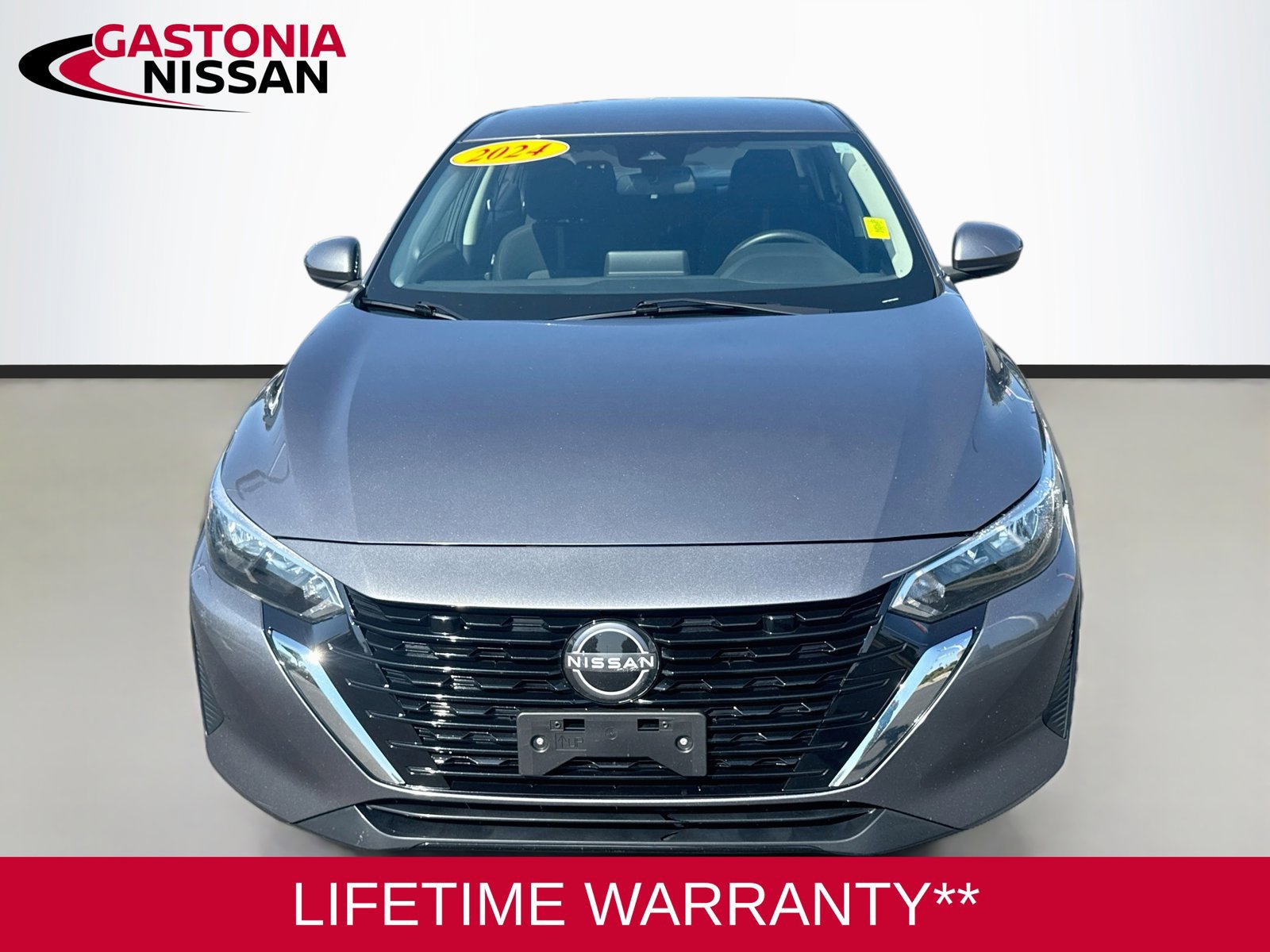 Used 2024 Nissan Sentra SV FWD image 2