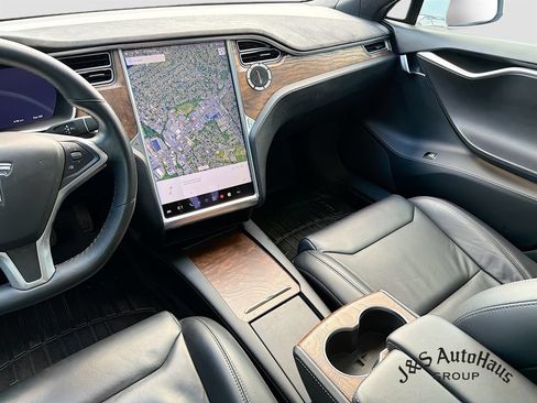 Used 2017 Tesla Model S 75D AWD/4WD image 30
