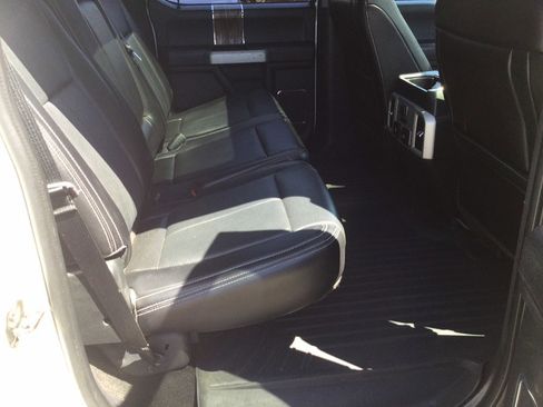 Used 2018 Ford F150 Lariat w/ Equipment Group 502A Luxury AWD/4WD image 24
