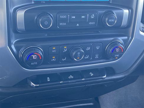 Used 2018 GMC Sierra 1500 SLE w/ SLE Value Package image 29