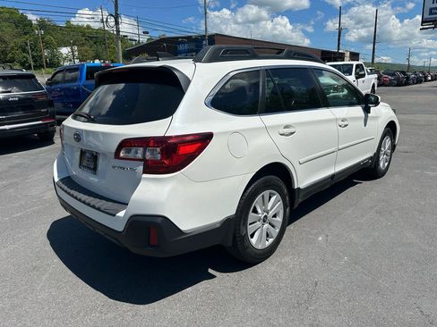 Used 2019 Subaru Outback 2.5i Premium AWD/4WD image 5