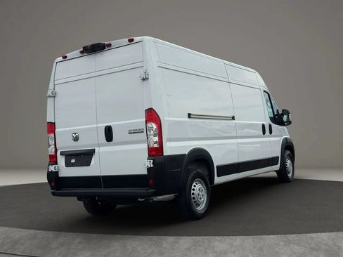 Used 2025 RAM ProMaster 2500 w/ Convenience Group FWD image 6
