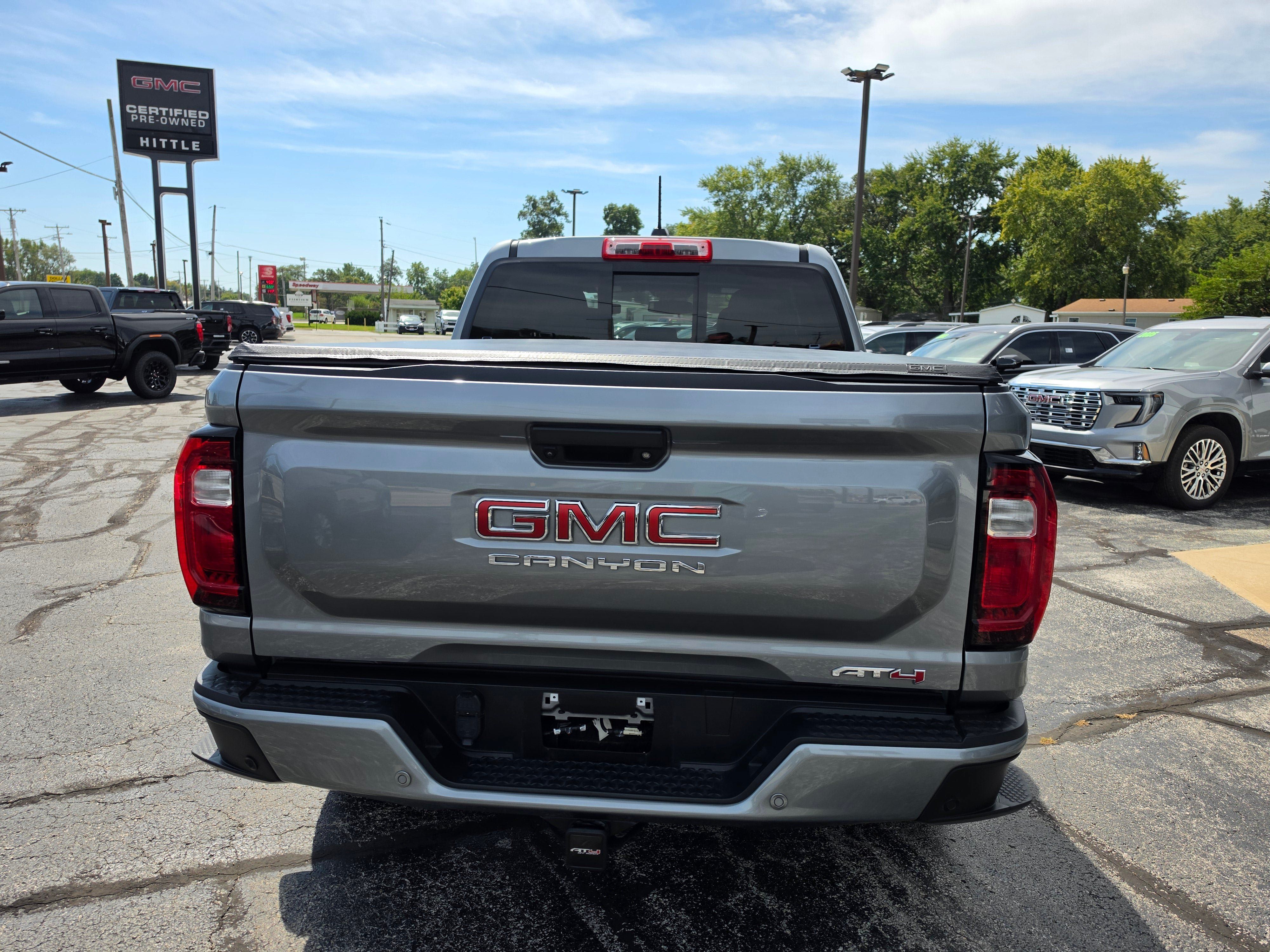 Used 2023 GMC Canyon AT4 w/ AT4 Premium Package AWD/4WD image 5