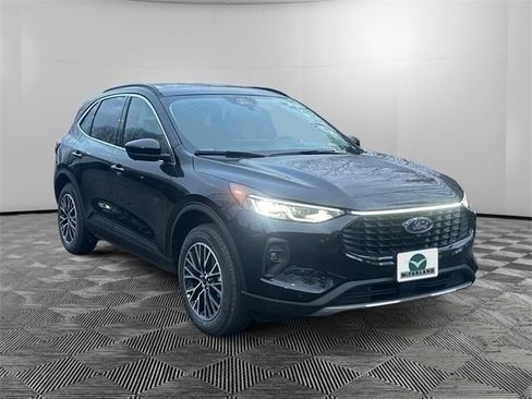 New 2026 Ford Escape SE w/ PHEV Premium Package image 7