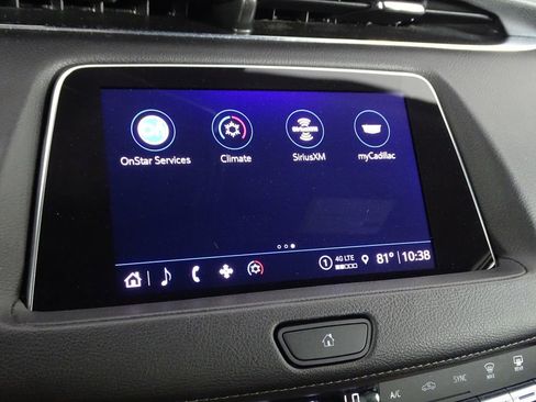 Used 2023 Cadillac XT4 Premium Luxury image 34