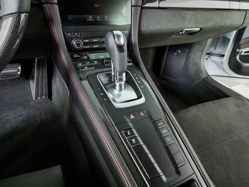 Certified 2025 Porsche 718 Cayman GTS RWD image 18