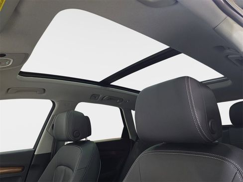 Used 2023 Audi Q5 2.0T Premium Plus w/ Premium Plus Package image 33