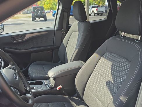 Used 2024 Ford Escape Active image 12