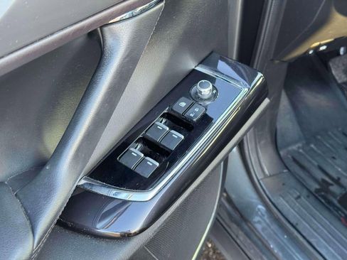 Used 2018 MAZDA CX-9 Grand Touring image 16