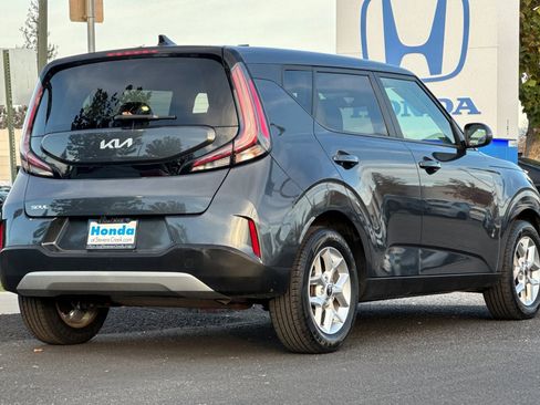 Used 2023 Kia Soul LX w/ Option Group 015 image 8