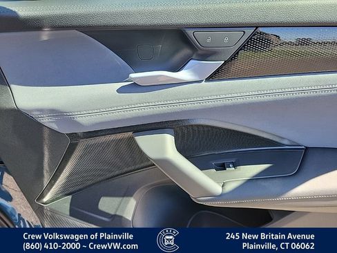 New 2026 Volkswagen Tiguan SE AWD/4WD image 42