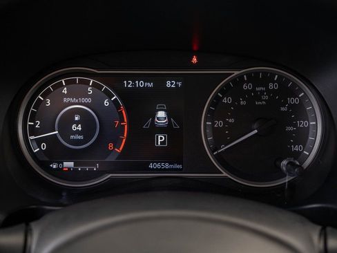 Used 2018 Nissan Kicks SV image 21