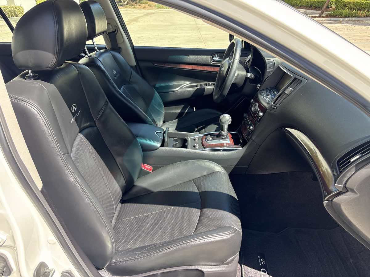 Used 2012 INFINITI G37 Journey w/ Premium Pkg RWD image 16