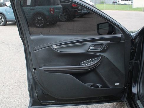 Used 2019 Chevrolet Impala Premier image 9