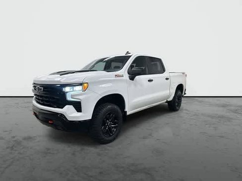 Used 2024 Chevrolet Silverado 1500 LT Trail Boss w/ Protection Package image 8