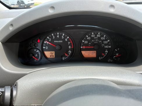 Used 2019 Nissan Frontier SV AWD/4WD image 17