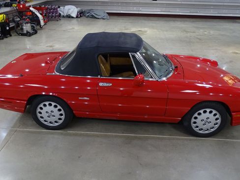 Used 1991 Alfa Romeo Spider Veloce RWD image 17