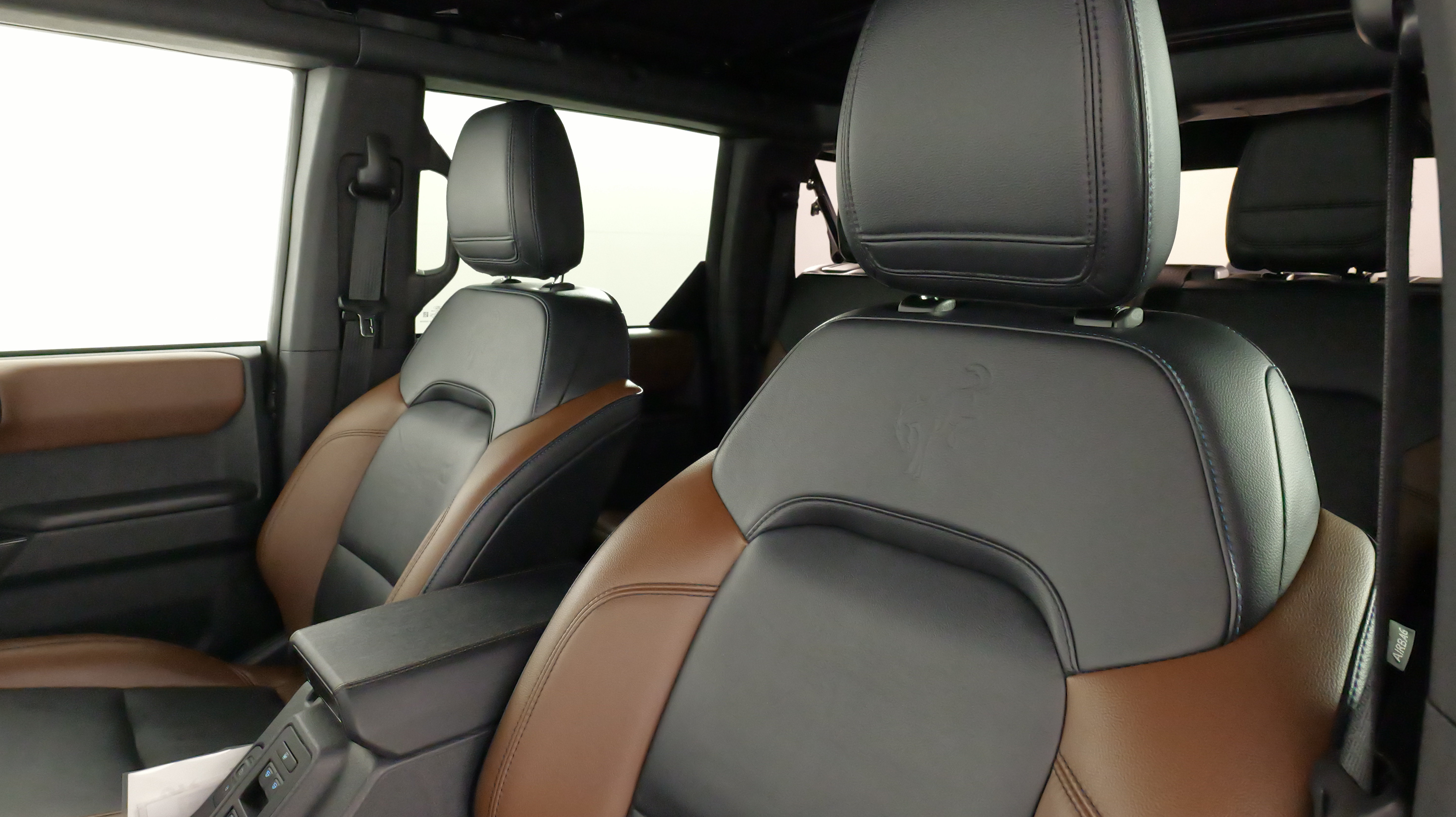 Used 2024 Ford Bronco Outer Banks AWD/4WD image 30
