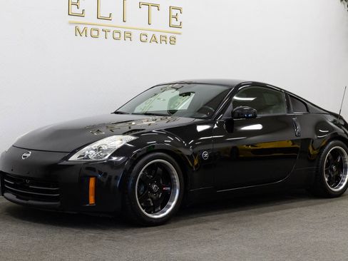 Used 2007 Nissan 350Z Base w/ Cargo Convenience Pkg image 1