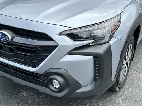 Certified 2025 Subaru Outback Premium AWD/4WD image 10