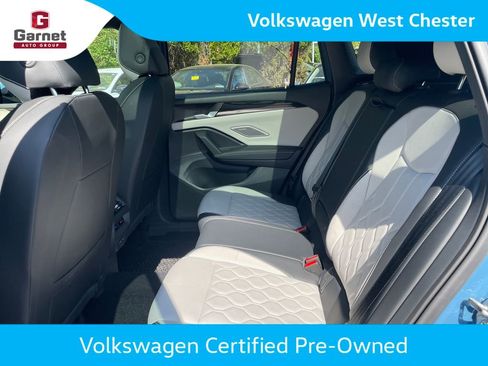 Certified 2025 Volkswagen Tiguan SEL R-Line AWD/4WD image 31