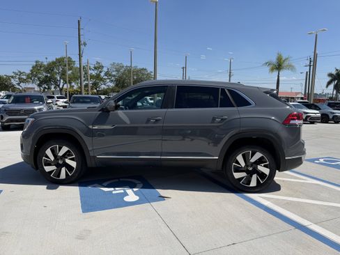 New 2026 Volkswagen Atlas Cross Sport SEL AWD/4WD image 6
