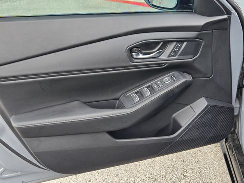 Used 2023 Honda Accord Sport image 10