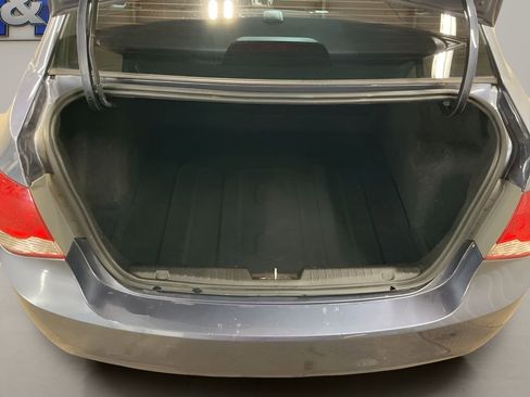 Used 2014 Chevrolet Cruze LS image 24