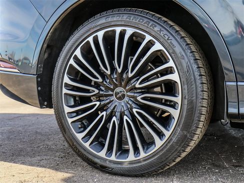 Used 2020 Lincoln Aviator Black Label w/ Dynamic Handling Package image 10