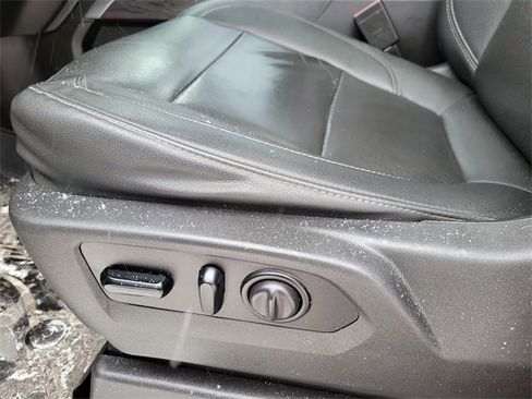 Used 2021 Chevrolet Silverado 1500 LTZ w/ LTZ Premium Package image 9