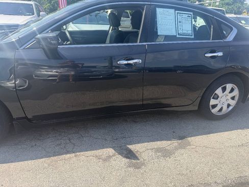 Used 2018 Nissan Altima 2.5 S w/ S Convenience Package FWD image 5