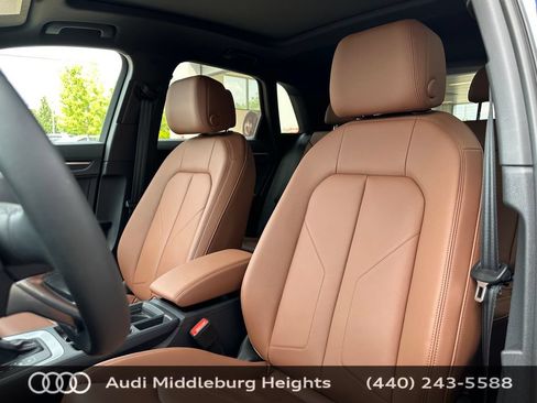Used 2025 Audi Q3 2.0T Premium w/ Convenience Plus Package AWD/4WD image 12