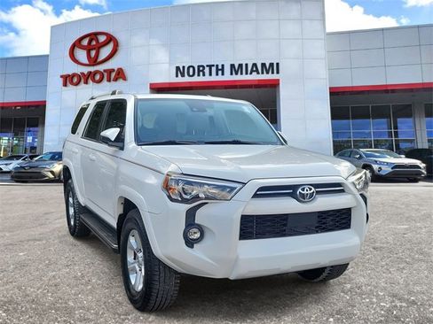 Used 2022 Toyota 4Runner SR5 image 1