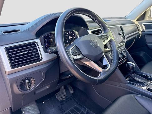 Used 2023 Volkswagen Atlas SE FWD image 9