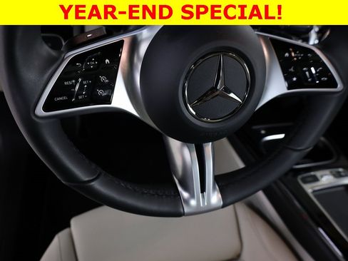 Used 2025 Mercedes-Benz CLA 250 4MATIC image 22