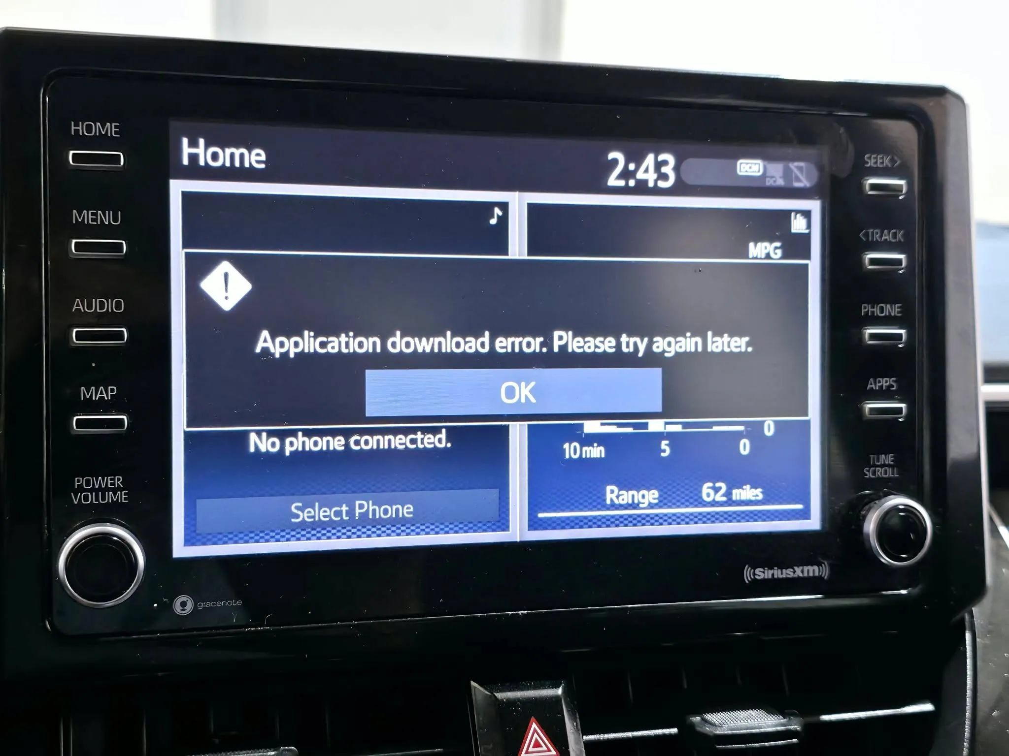Used 2021 Toyota Corolla LE w/ Carpet Mat Package (TMS) FWD image 22