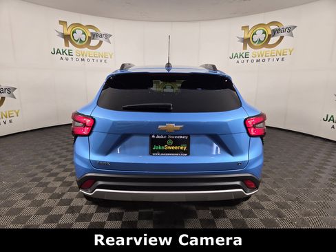 Certified 2025 Chevrolet Trax LT w/ LT Convenience Package image 7