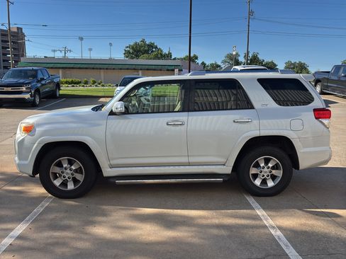 Used 2012 Toyota 4Runner SR5 w/ Convenience Pkg RWD image 5