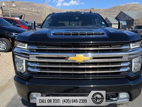 Used 2023 Chevrolet Silverado 3500 High Country image 8