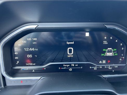 Used 2022 GMC Sierra 1500 AT4X image 34