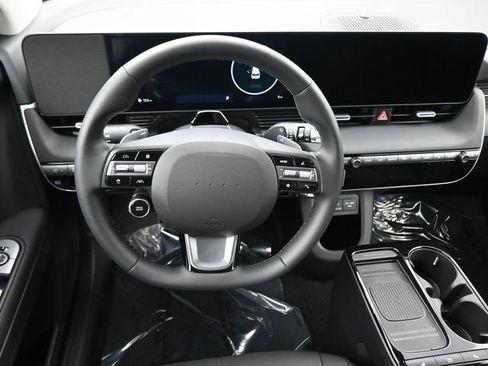 New 2026 Hyundai Ioniq 5 SEL AWD/4WD image 13