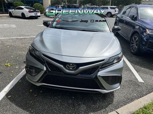 Used 2022 Toyota Camry XSE FWD image 2