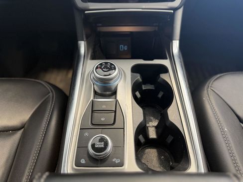 Used 2023 Ford Explorer XLT w/ Equipment Group 202A image 20