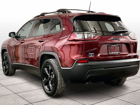 Used 2020 Jeep Cherokee Latitude Plus image 11