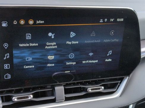 Certified 2025 Chevrolet Equinox LT w/ Safety and Technology Package image 15